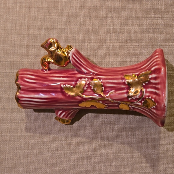 Holley Ross Accents Squirrel in Tree Bud Vase - Picture 10 of 12